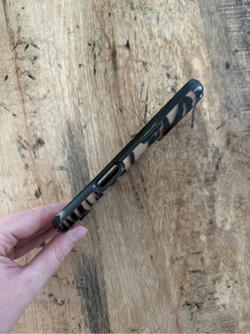 Velvet Caviar It Girl Tiger Case